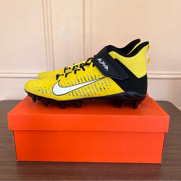 Nike Alpha Menace Pro 2 Mid Yellow Football Cleats - Picture 3 of 6